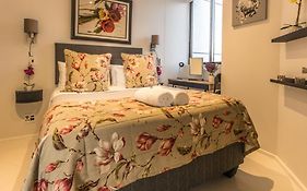 Flamingo Sea Point Sea View Luxury Best Position 1 Bedroom Apartment Queen Size Bed & Inverter For Tv